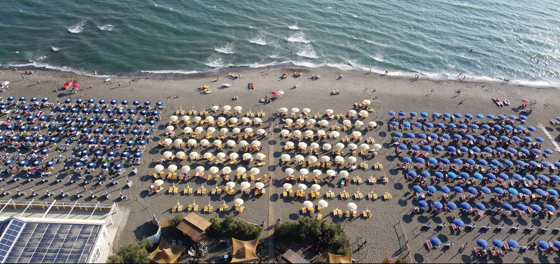Un Hotel perfetto per una vacanza in famiglia fatta di mare e divertimento.